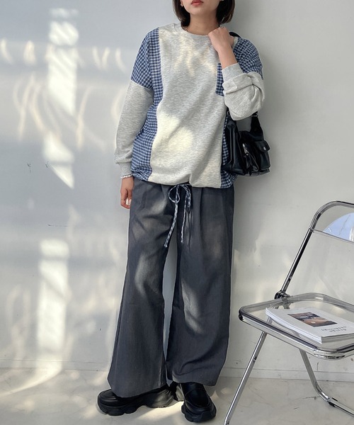 AS KNOW AS plus（アズノゥアズプラス）の「◯異素材切り替え 胸ポケット付き 裾リボンプルオーバー（Tシャツ/カットソー・レディース・アイボリー/ブラック/ブルー/オートミール・FREE）」の16枚目の写真