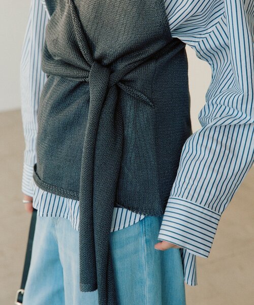 RIVE DROITE(リヴドロワ)の「カシュクールニットビスチェ(ニット/セーター・レディース・モカ/チャコールグレー・FREE)」の3枚目の写真