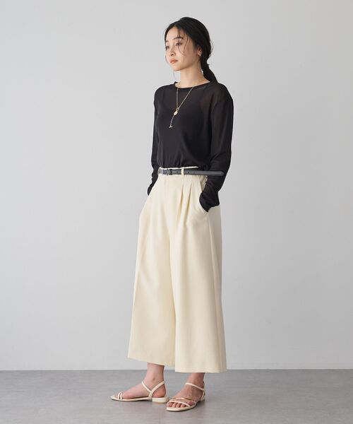 YECCA VECCA(イェッカヴェッカ)の「クルーネックシアートップス(Tシャツ/カットソー・レディース・ブラック/オフホワイト/ブルー・FREE)」の17枚目の写真