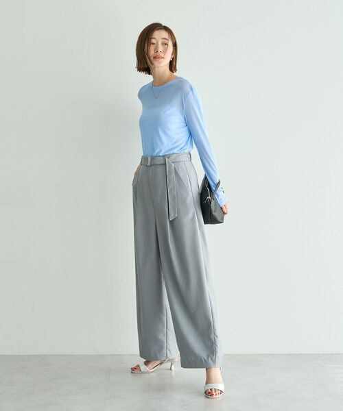 YECCA VECCA（イェッカヴェッカ）の「クルーネックシアートップス（Tシャツ/カットソー・レディース・ブラック/オフホワイト/ブルー・FREE）」の18枚目の写真