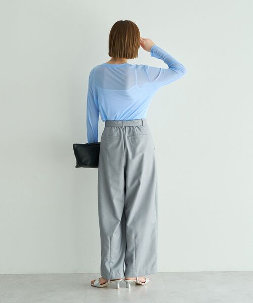 YECCA VECCA（イェッカヴェッカ）の「クルーネックシアートップス（Tシャツ/カットソー・レディース・ブラック/オフホワイト/ブルー・FREE）」の16枚目の写真