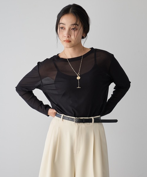 YECCA VECCA(イェッカヴェッカ)の「クルーネックシアートップス(Tシャツ/カットソー・レディース・ブラック/オフホワイト/ブルー・FREE)」の1枚目の写真