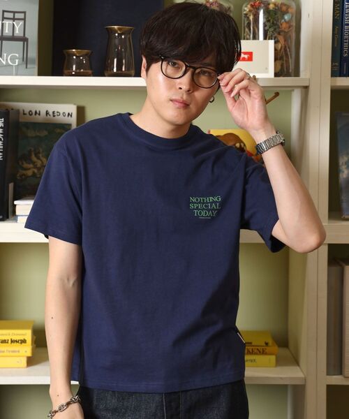 FFEIN(フェイン)の「【FFEIN(フェイン)】アメリカンプリントロゴショート丈Tシャツ/ Tシャツ クルーネック 半袖 プリント 【短丈】(Tシャツ/カットソー・メンズ・レモンイエロー/レッド/ホワイト/ブラック/ネイビー・SMALL/LARGE/MEDIUM)」の12枚目の写真