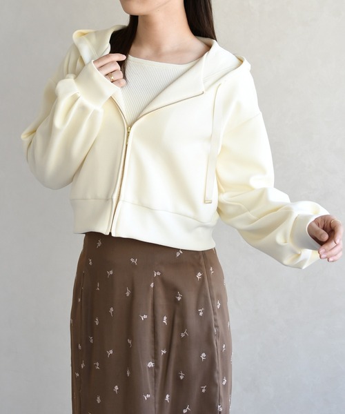 31 Sons de mode（トランテアン　ソン　ドゥ　モード）の「2026春夏新作 ボリュームスリーブパーカー（パーカー・レディース・イエロー/ネイビー/ホワイト・ﾌﾘ-）」の5枚目の写真