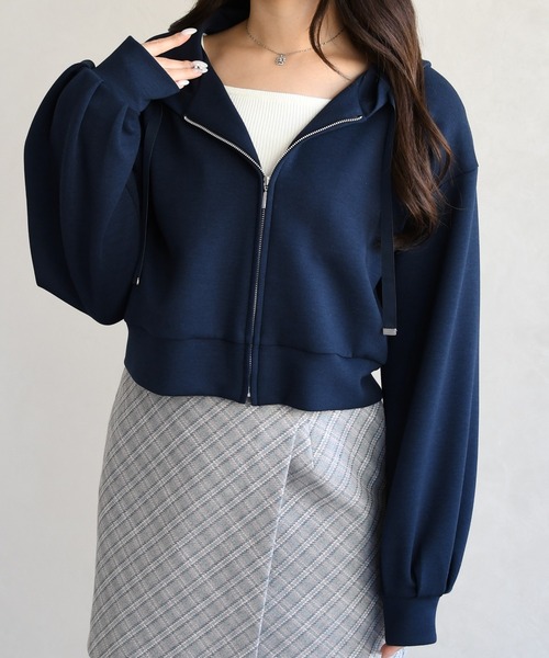 31 Sons de mode（トランテアン　ソン　ドゥ　モード）の「2026春夏新作 ボリュームスリーブパーカー（パーカー・レディース・イエロー/ネイビー/ホワイト・ﾌﾘ-）」の7枚目の写真