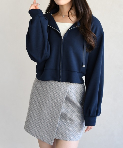 31 Sons de mode（トランテアン　ソン　ドゥ　モード）の「2026春夏新作 ボリュームスリーブパーカー（パーカー・レディース・イエロー/ネイビー/ホワイト・ﾌﾘ-）」の8枚目の写真