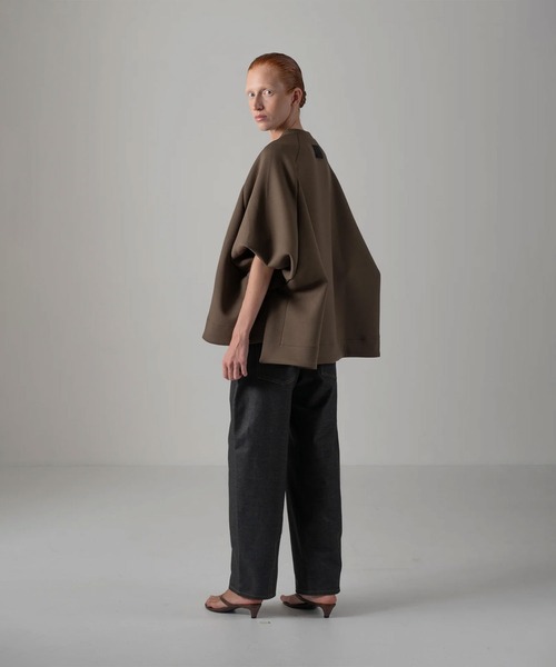 COGTHEBIGSMOKE（コグザビッグスモーク）の「【COGTHEBIGSMOKE/コグザビッグスモーク】DAISY TOP/スウェット（スウェット・レディース・ブラウン/グレー/ブラック・1）」の5枚目の写真