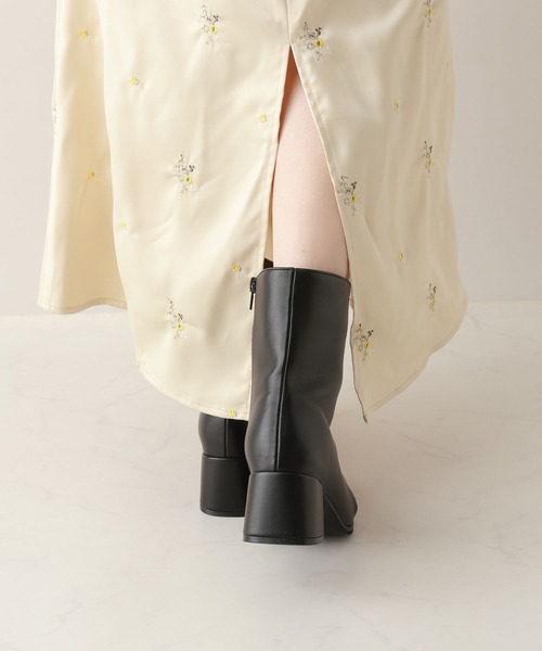 RAGEBLUE(レイジブルー)の「スクエアトゥスリムブーツ(ブーツ・レディース・ブラック・LARGE/MEDIUM)」の6枚目の写真