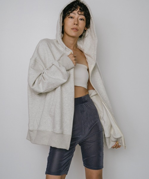 VION(ヴィオン)の「シアーベロアバイカーショーツ / Sheer Velour Biker Shorts(その他パンツ・レディース・ブラック/イエロー/ブルー・FREE)」の10枚目の写真