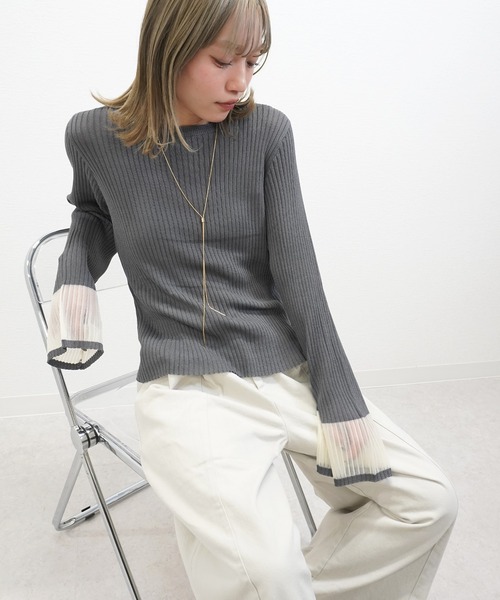 gossara(ゴサラ)の「リブ袖口シアーPO(ニット/セーター・レディース・ブラック/オフホワイト/ブルー・FREE)」の12枚目の写真