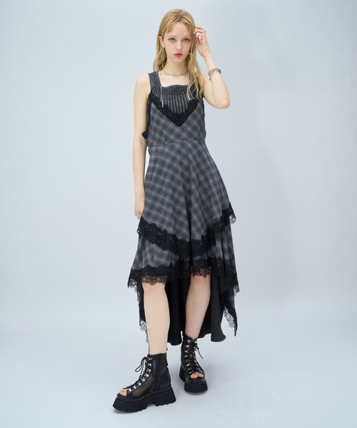 HARE(ハレ)の「イレヘムレイヤーキャミワンピース(HARE)(ワンピース・レディース・ブラック/チェック/ブルー/ネイビー/ブラック系その他・FREE)」の7枚目の写真