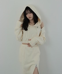 M DOLLY（エムドリー）の「セットアップ（セットアップ）」