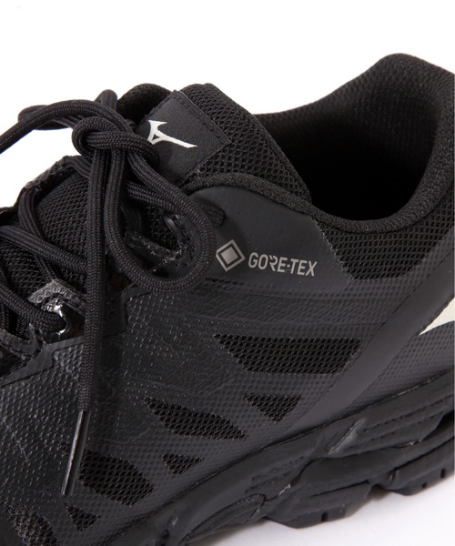 MARGARET HOWELL(マーガレットハウエル)の「V2 Gore-Tex HIKING SHOE(スニーカー・レディース・ブラック・24.5/24/23.5/23/25)」の6枚目の写真