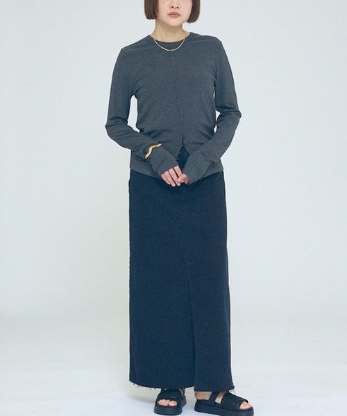 NOMINE（ノミネ）の「【NOMINE】フロントラインスリット ロンT（Tシャツ/カットソー・レディース・ブルー系その他/ブラウン/ブラック/チャコールグレー・フリー）」の21枚目の写真