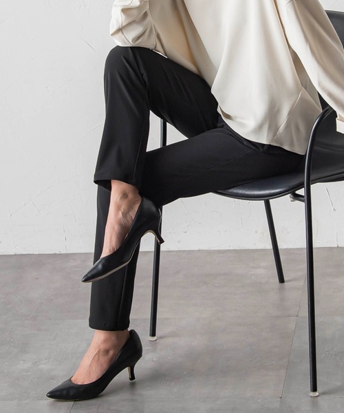 la.f…（ラエフ）の「【WEB限定】"愛され定番"美脚レギパン（その他パンツ・レディース・ベージュ/ネイビー/ブラック・7号/9号/11号）」の2枚目の写真