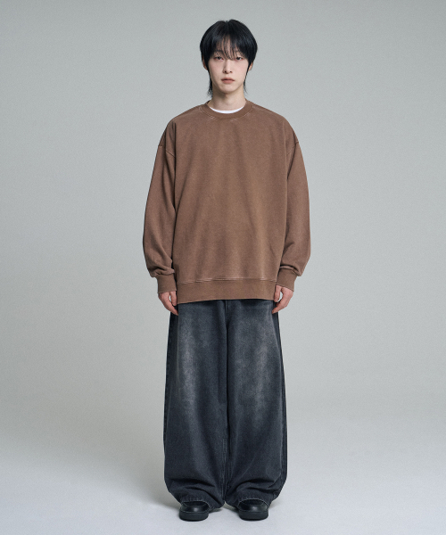 MOOVN(ムブン)の「オーバーサイズピグメントスウェットシャツブラウン(スウェット・メンズ・その他・MEDIUM/LARGE/X-LARGE)」の4枚目の写真