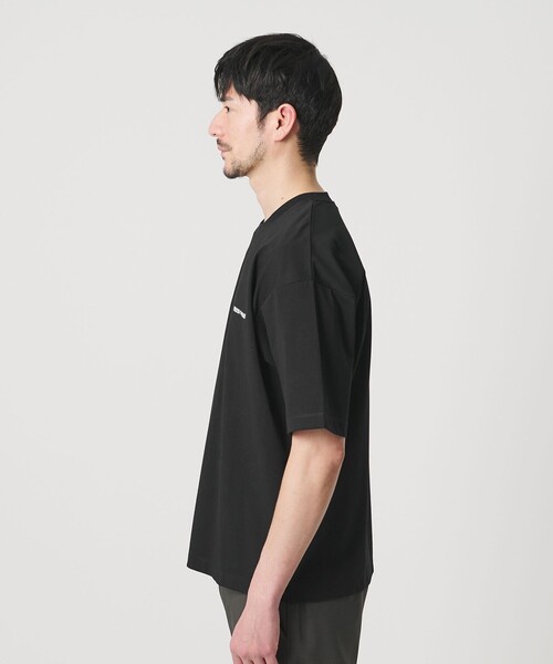 BEAUTY&YOUTH UNITED ARROWS(ビューティーアンドユースユナイテッドアローズ)の「【WEB限定 WARDROBE SMART】リラックステーパード クール Tシャツ【抗菌防臭・接触冷感】(Tシャツ/カットソー・メンズ・ダークグレー/ブラック/ホワイト・XL/L/M/S)」の17枚目の写真