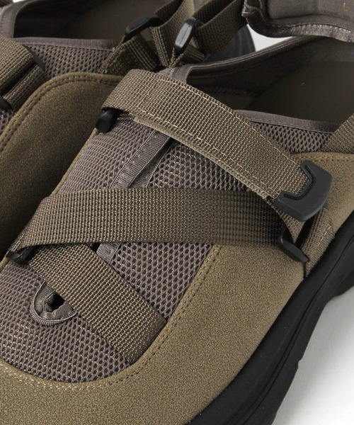 studio CLIP（スタディオクリップ）の「【軽量/抗菌防臭/クッションインソール】軽らくレースアップスニーカー（スニーカー・レディース・オリーブ/ブラック・MEDIUM/LARGE）」の4枚目の写真