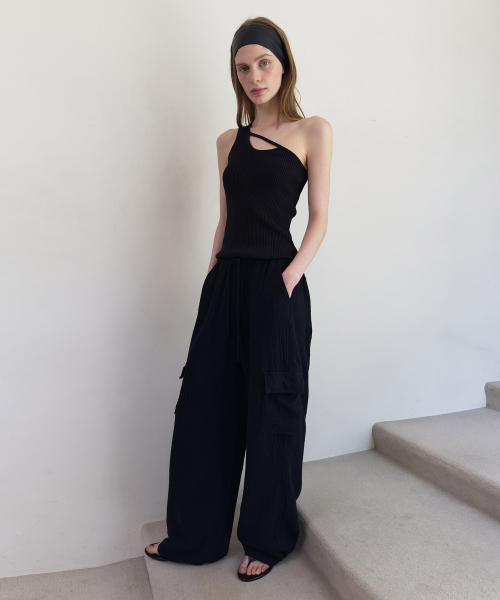 DIAGONAL(ダイアゴナル)の「CRINKLE CARGO PANTS (black)(その他パンツ・レディース・その他・FREE)」の4枚目の写真