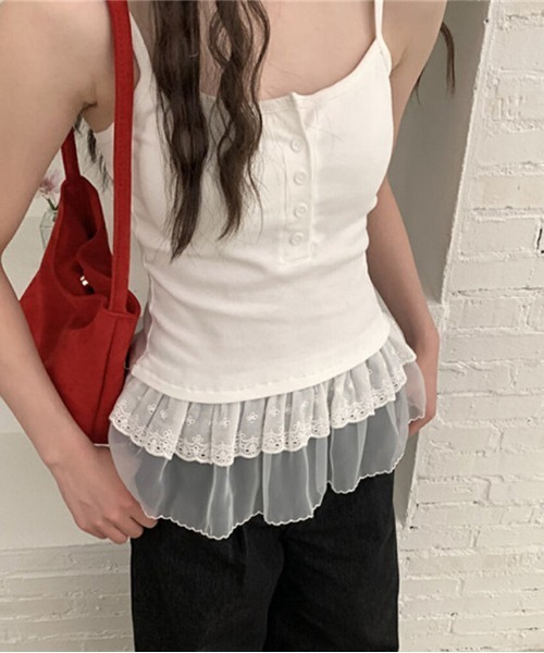 gossip!ロサンゼルス(ゴシップロサンゼルス)の「Y2K 【垢抜けレイヤードアイテム】 レースインナーキャミワンピース 重ねストラップドレス(Tシャツ/カットソー・レディース・ホワイト/ブラック/ホワイト系その他/ブラック系その他・M)」の9枚目の写真