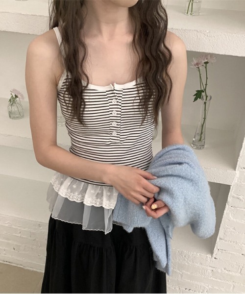 gossip!ロサンゼルス(ゴシップロサンゼルス)の「Y2K 【垢抜けレイヤードアイテム】 レースインナーキャミワンピース 重ねストラップドレス(Tシャツ/カットソー・レディース・ホワイト/ブラック/ホワイト系その他/ブラック系その他・M)」の18枚目の写真