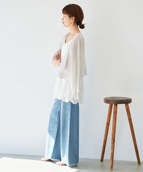 IENA(イエナ)の「《WEB限定/追加3》アンティークチュールバテンキャミ(キャミソール・レディース・ホワイト/ブラック・FREE)」の20枚目の写真