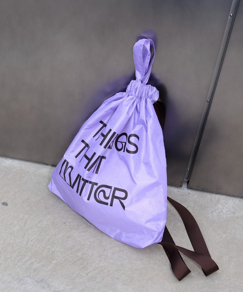 THINGS THAT MATTER(シングス ザット マター)の「「ZOZOTOWN限定」TTM ONE SHOLDER NAP SAC TOTE / TTM ワンショルダー ナップ サック トート(ショルダーバッグ・レディース・ブラック/ブラウン/グリーン/イエロー/パープル・FREE)」の4枚目の写真