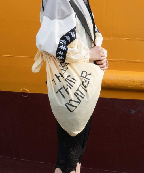 THINGS THAT MATTER(シングス ザット マター)の「「ZOZOTOWN限定」TTM ONE SHOLDER NAP SAC TOTE / TTM ワンショルダー ナップ サック トート(ショルダーバッグ・レディース・ブラック/ブラウン/グリーン/イエロー/パープル・FREE)」の5枚目の写真