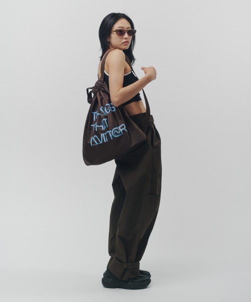THINGS THAT MATTER(シングス ザット マター)の「「ZOZOTOWN限定」TTM ONE SHOLDER NAP SAC TOTE / TTM ワンショルダー ナップ サック トート(ショルダーバッグ・レディース・ブラック/ブラウン/グリーン/イエロー/パープル・FREE)」の8枚目の写真