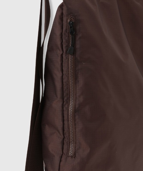 THINGS THAT MATTER(シングス ザット マター)の「「ZOZOTOWN限定」TTM ONE SHOLDER NAP SAC TOTE / TTM ワンショルダー ナップ サック トート(ショルダーバッグ・レディース・ブラック/ブラウン/グリーン/イエロー/パープル・FREE)」の19枚目の写真