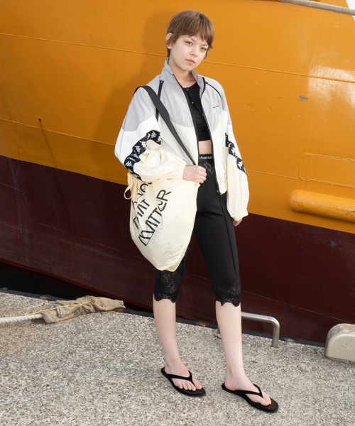 THINGS THAT MATTER(シングス ザット マター)の「「ZOZOTOWN限定」TTM ONE SHOLDER NAP SAC TOTE / TTM ワンショルダー ナップ サック トート(ショルダーバッグ・レディース・ブラック/ブラウン/グリーン/イエロー/パープル・FREE)」の15枚目の写真