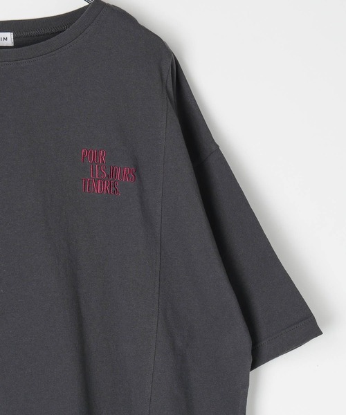 LEPSIM（レプシィム）の「ワイド刺繍ロゴT　668117（Tシャツ/カットソー・レディース・イエロー/チャコールグレー/オフホワイト・FREE）」の7枚目の写真