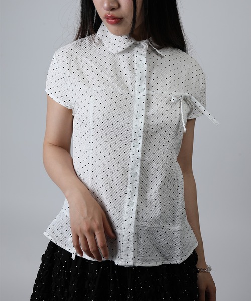 HOOK(フック)の「HOOK for girls ドット柄 アシンメトリーサイドリボン 半袖シャツ (SS)(シャツ/ブラウス・レディース・ホワイト/ブルー・FREE)」の2枚目の写真