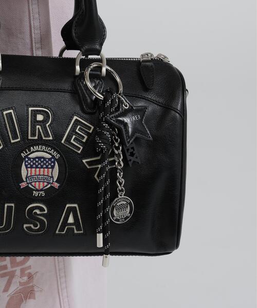 AVIREX（アヴィレックス）の「《直営店限定》VARSITY STAR KEY CHARM（キーホルダー・レディース・ブラック/レッド・F）」の7枚目の写真