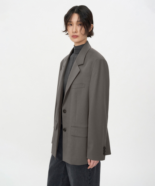 INSILENCE WOMEN(インサイレンスウーマン)の「ミニマルオーバーサイズブレザーASH BROWN(テーラードジャケット・レディース・その他・SMALL/MEDIUM)」の1枚目の写真
