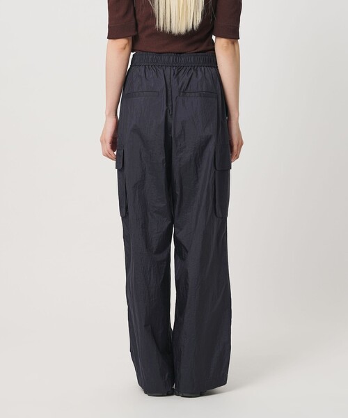 BEAUTY&YOUTH UNITED ARROWS(ビューティーアンドユースユナイテッドアローズ)の「ナイロン ドローストリング カーゴパンツ(カーゴパンツ・レディース・ライトグレー/ベージュ/ネイビー・M/S/XS)」の17枚目の写真