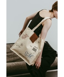 Knuth Marf（クヌースマーフ）の「graphic canvas tote（トートバッグ）」