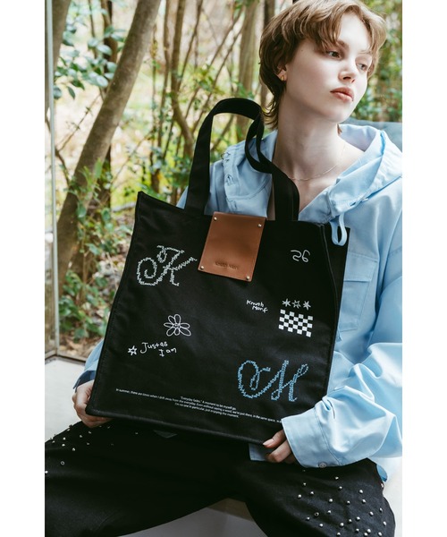 Knuth Marf（クヌースマーフ）の「graphic canvas tote（トートバッグ・レディース・ブラック/アイボリー・ONE SIZE）」の9枚目の写真