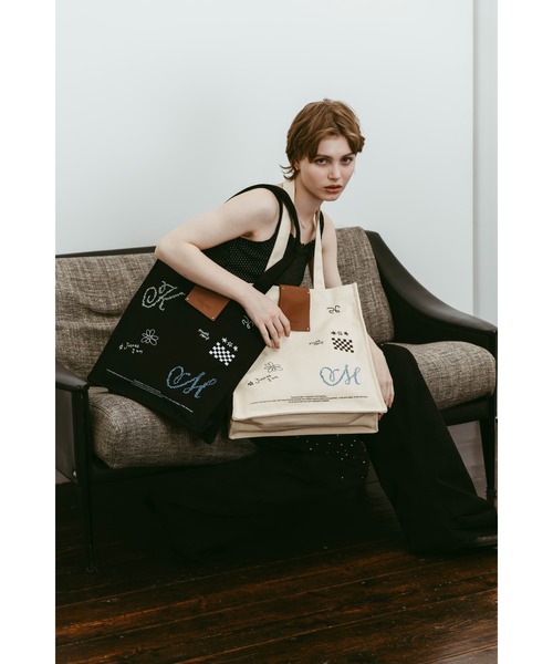 Knuth Marf（クヌースマーフ）の「graphic canvas tote（トートバッグ・レディース・ブラック/アイボリー・ONE SIZE）」の5枚目の写真