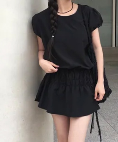 VIVID LADY(ビビッドレディー)の「パフスリーブ ペプラムミニワンピース(ワンピース・レディース・ホワイト/ブラック・FREE)」の9枚目の写真