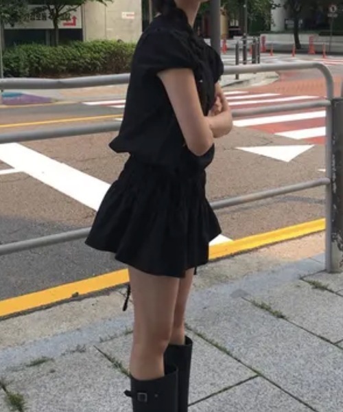 VIVID LADY(ビビッドレディー)の「パフスリーブ ペプラムミニワンピース(ワンピース・レディース・ホワイト/ブラック・FREE)」の10枚目の写真