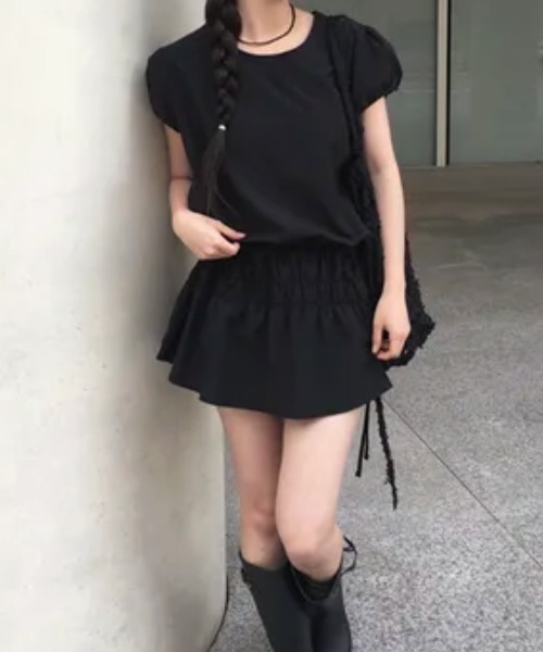 VIVID LADY(ビビッドレディー)の「パフスリーブ ペプラムミニワンピース(ワンピース・レディース・ホワイト/ブラック・FREE)」の12枚目の写真