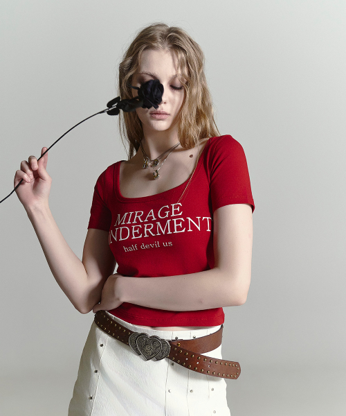 HALF DEVIL US（ハーフデビルアス）の「スクエアネックスリーブTシャツ_ブラウン（Tシャツ/カットソー・レディース・その他・FREE）」の7枚目の写真