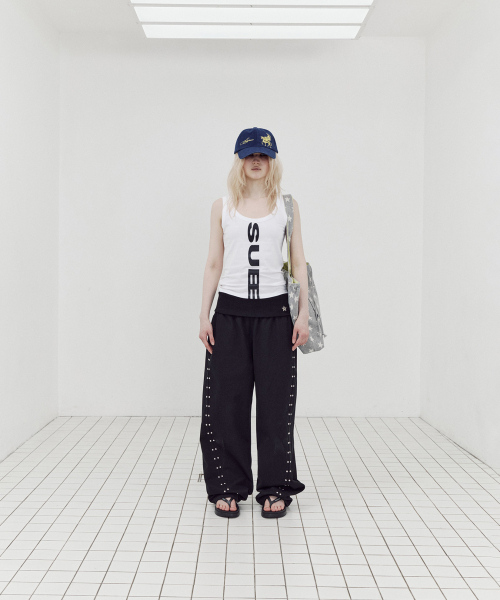 SETUP-EXE（セットアップイーエックスイー）の「VERTICAL LOGO SLEEVELESS / WHITE（Tシャツ/カットソー・レディース・その他・OS）」の2枚目の写真