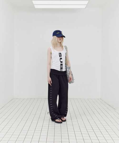 SETUP-EXE（セットアップイーエックスイー）の「VERTICAL LOGO SLEEVELESS / WHITE（Tシャツ/カットソー・レディース・その他・OS）」の5枚目の写真
