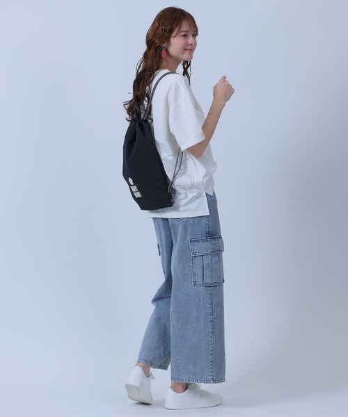 MARY QUANT(マリークワント)の「ロゴプリント ナップサック(バックパック/リュック・レディース・ブラック/アイボリー/ピンク・FREE)」の13枚目の写真