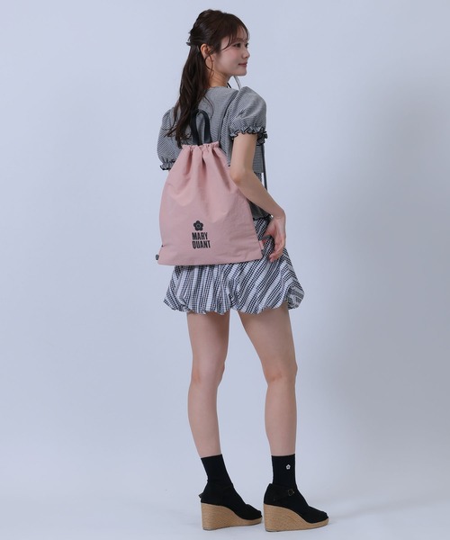 MARY QUANT(マリークワント)の「ロゴプリント ナップサック(バックパック/リュック・レディース・ブラック/アイボリー/ピンク・FREE)」の8枚目の写真
