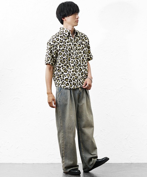 MinoriTY（マイノリティ）の「【MinoriTY】ヒョウ柄半袖シャツ メンズ  夏服 ユニセックス 半袖（シャツ/ブラウス・メンズ・ホワイト/ベージュ・M/L）」の5枚目の写真