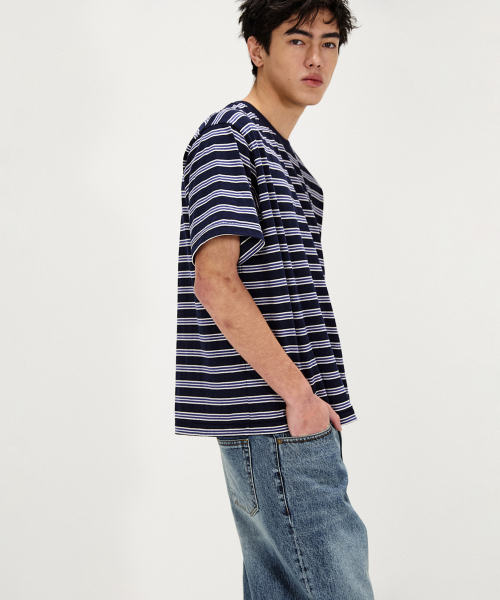 SHIRTER(シャーター)の「FINE STRIPE T-SHIRT (NAVY)(Tシャツ/カットソー・メンズ・その他・SMALL/MEDIUM/LARGE)」の7枚目の写真