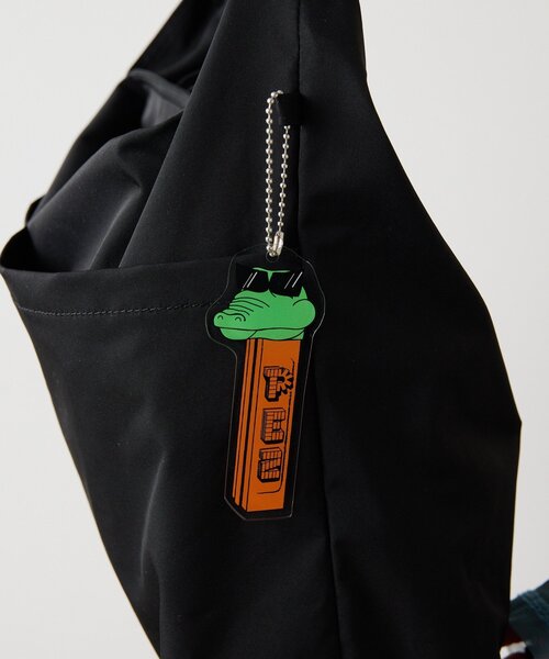 ear PAPILLONNER（イアパピヨネ）の「【PEZ(ペッツ)×ear】クロスショルダーバッグ（ショルダーバッグ・レディース・ブラック/カーキ/アイボリー・FREE）」の12枚目の写真